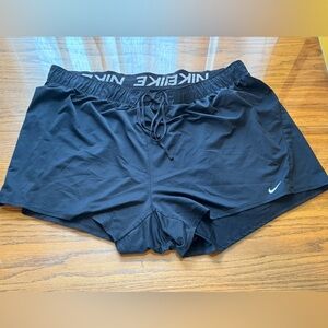 Women’s Nike Attack Dri-Fit shorts 2x plus